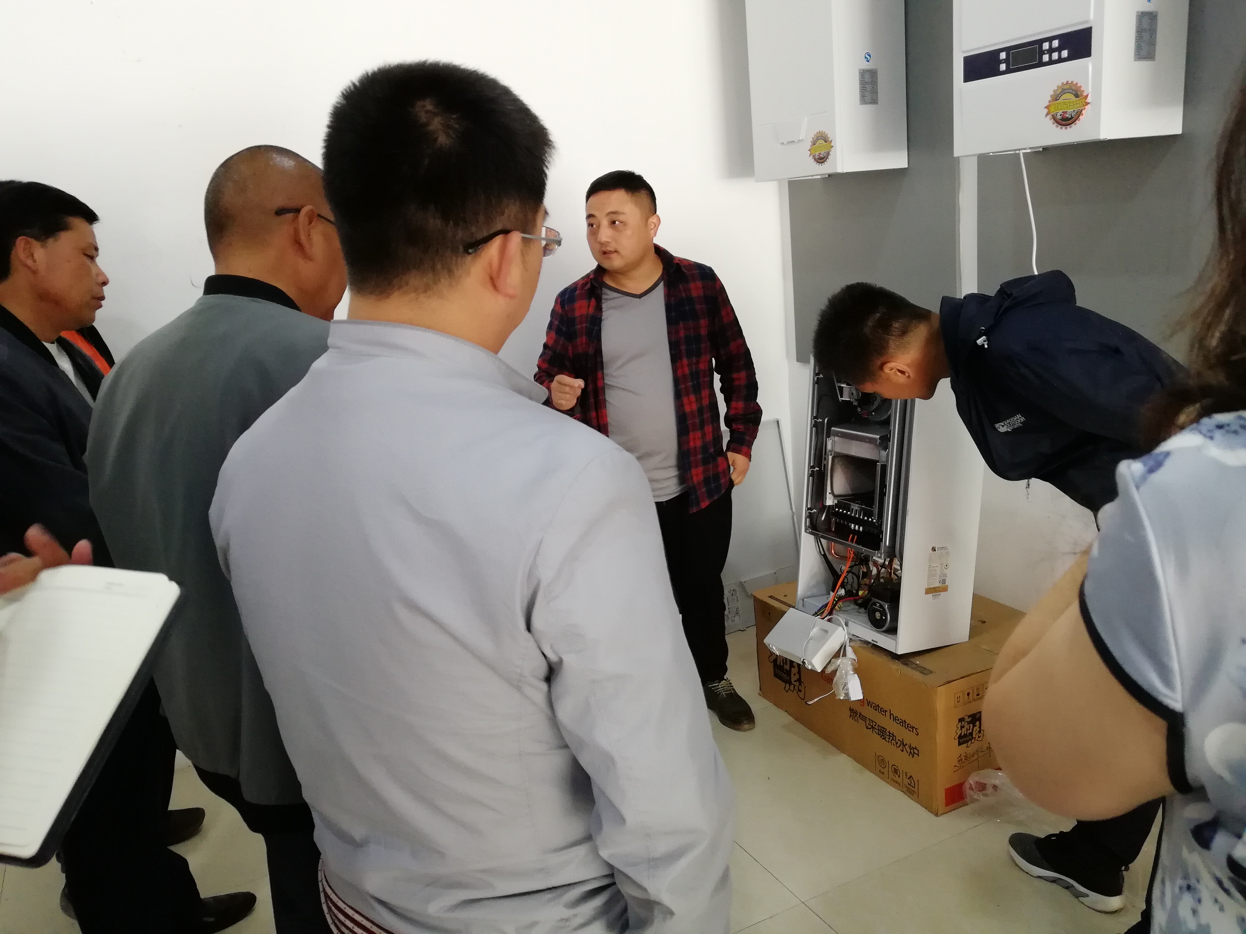 瑞馬壁掛爐五星服務體系，全程助力"煤改氣"